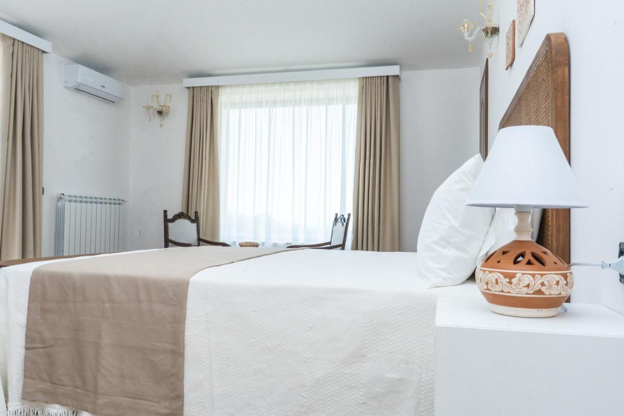 Bed and Breakfast Relais Ruggiero Le Castella  Exterior foto
